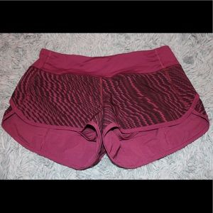 Lulu lemon speed short sz 4 (never worn)